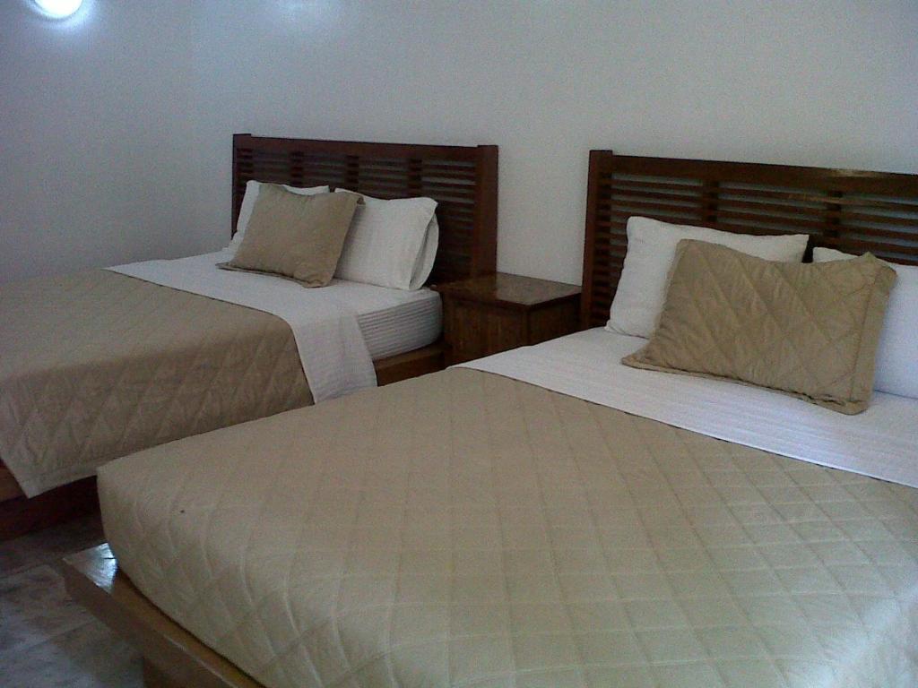 Beachcomber Resort Balabag  Ruang foto