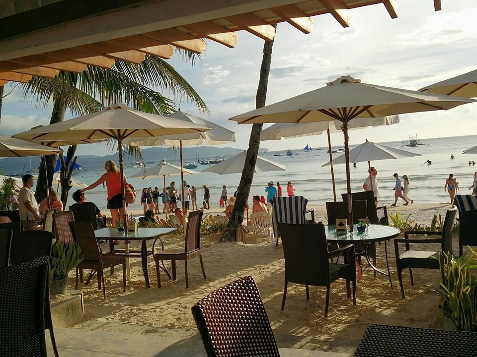 Beachcomber Resort Balabag  Bagian luar foto